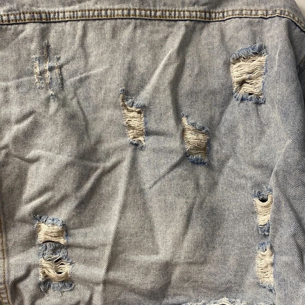 Jean jacket - Picture 5 of 6